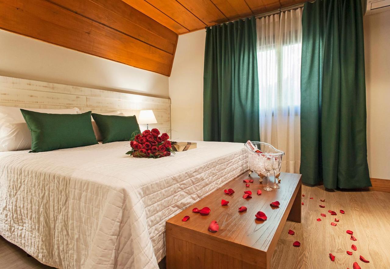 Hotel Fioreze Chales Грамаду Екстериор снимка