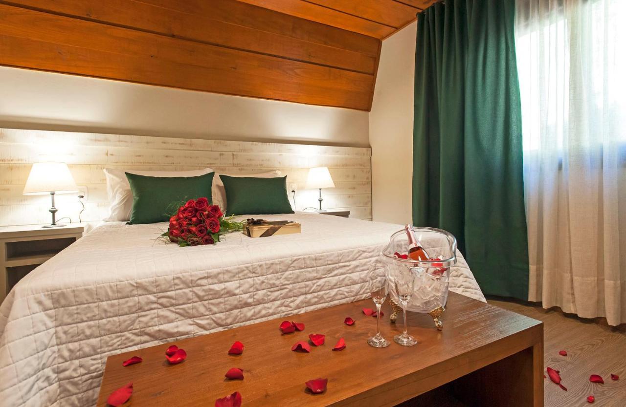 Hotel Fioreze Chales Грамаду Екстериор снимка