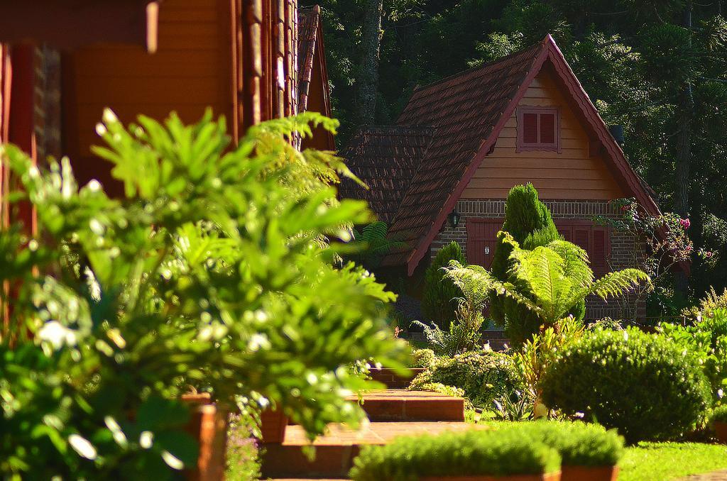 Hotel Fioreze Chales Грамаду Екстериор снимка
