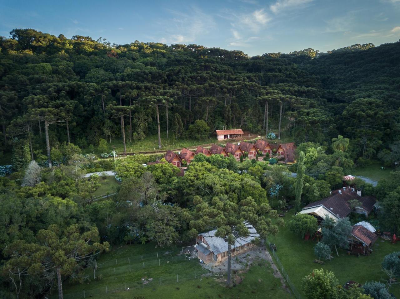Hotel Fioreze Chales Грамаду Екстериор снимка